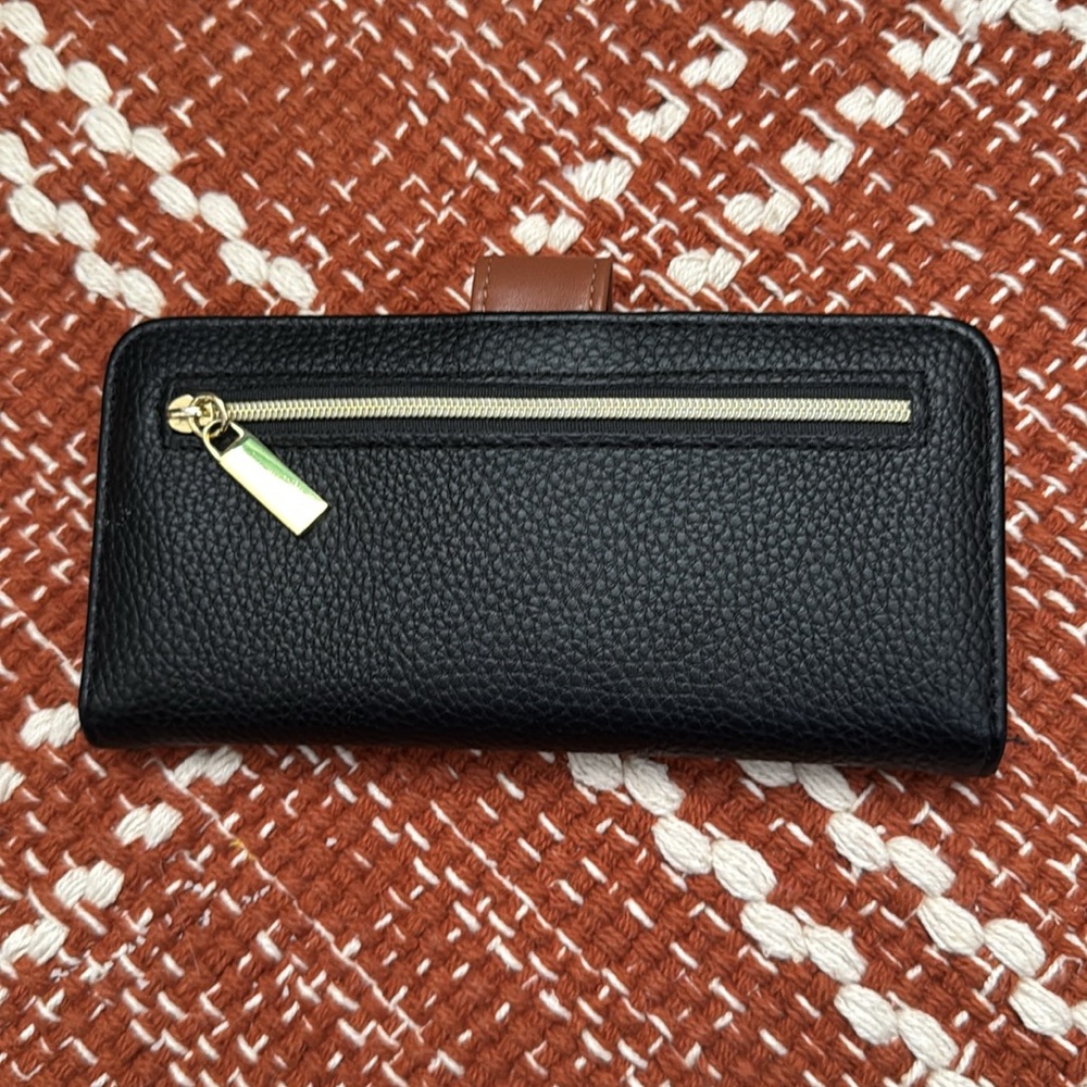 Wallet - Picture 2 of 3